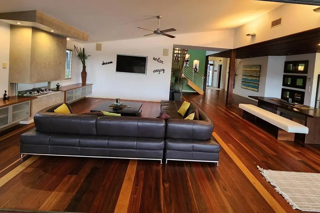 Holiday home Lani On South Stradbroke Villa South Stradbroke Island